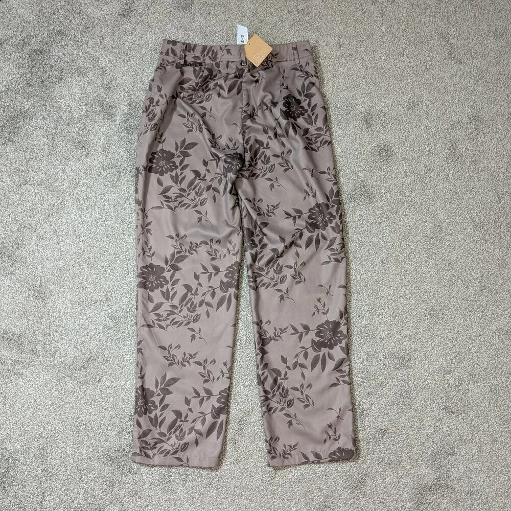 NORACORA, NWT Brown Floral High Rise Lightweight Poly Straight Jeans; Size M